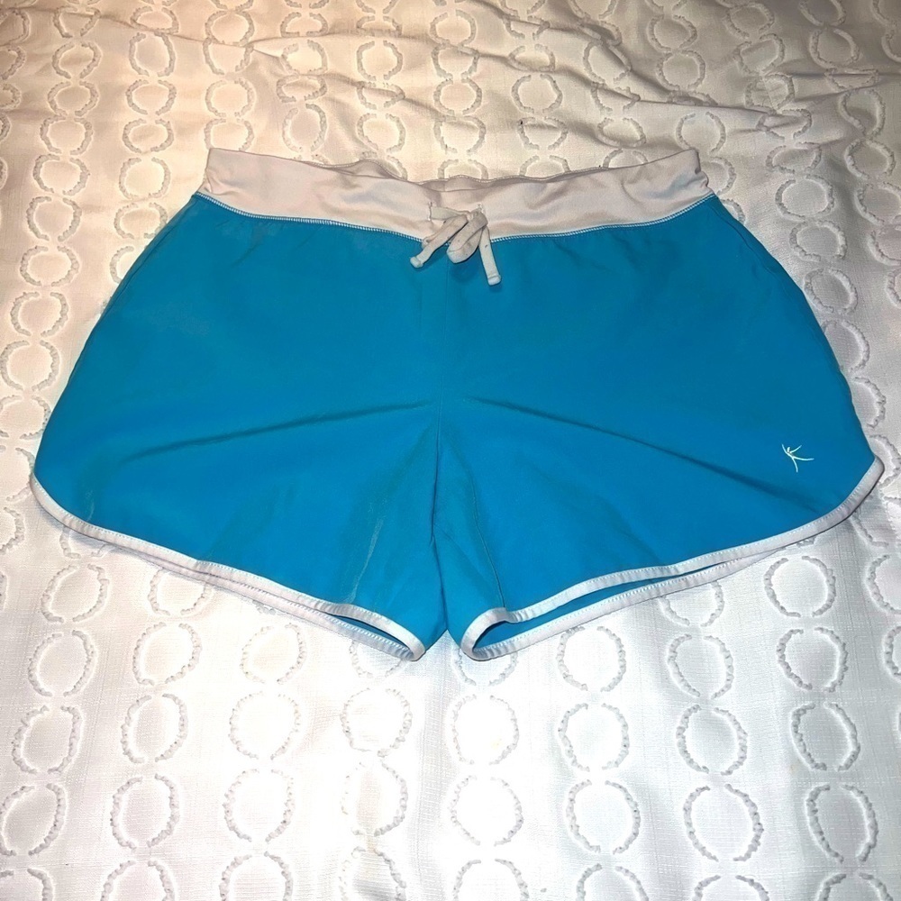 *WOMEN'S Danskin Now Shorts size small